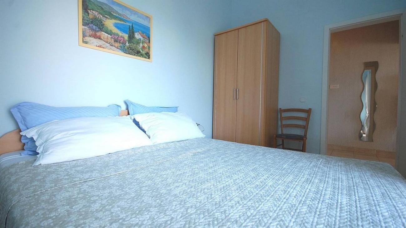 Apartments With A Parking Space Kremenici, Krk - 21724 Sveti Vid-Miholjice Δωμάτιο φωτογραφία